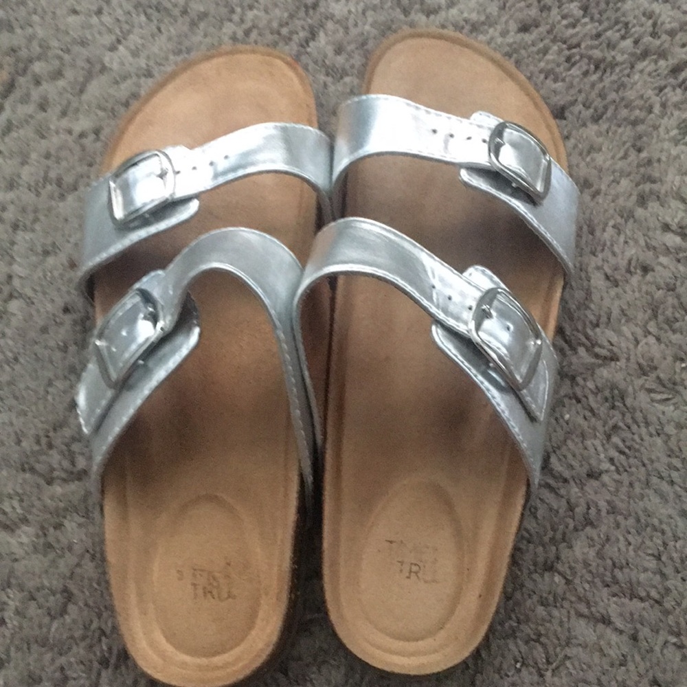 Never worn woman sandals